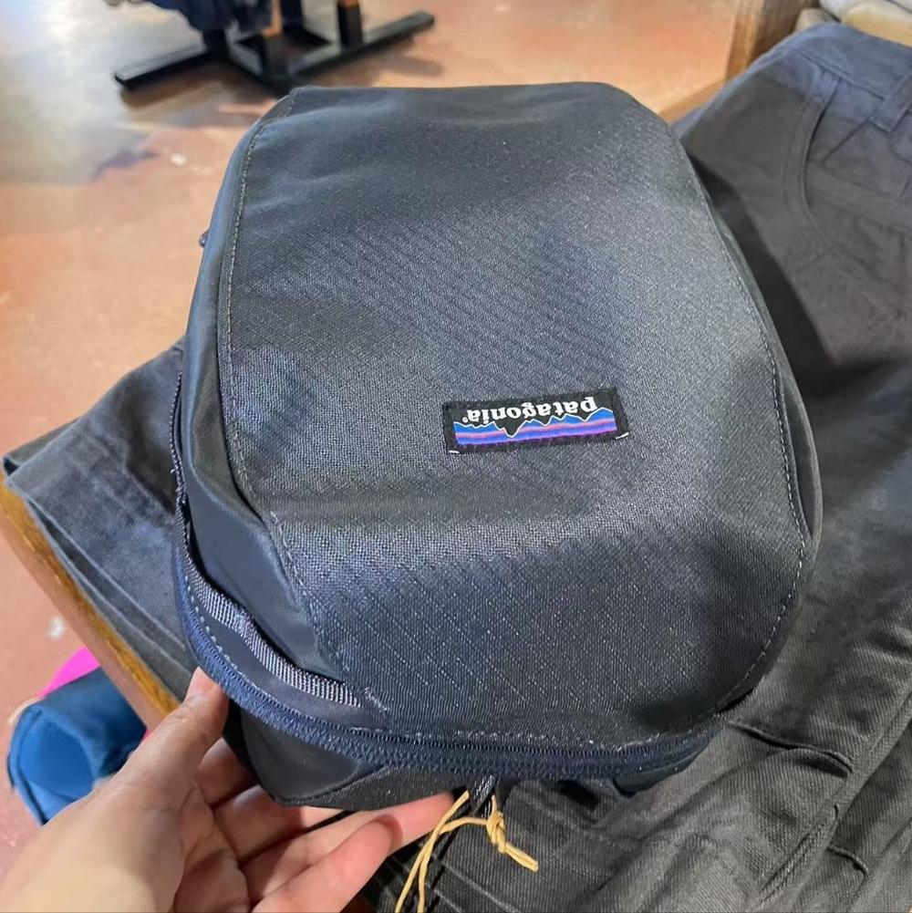 Brand New Patagonia Black Hole® Cube 6L - Picture 2 of 5